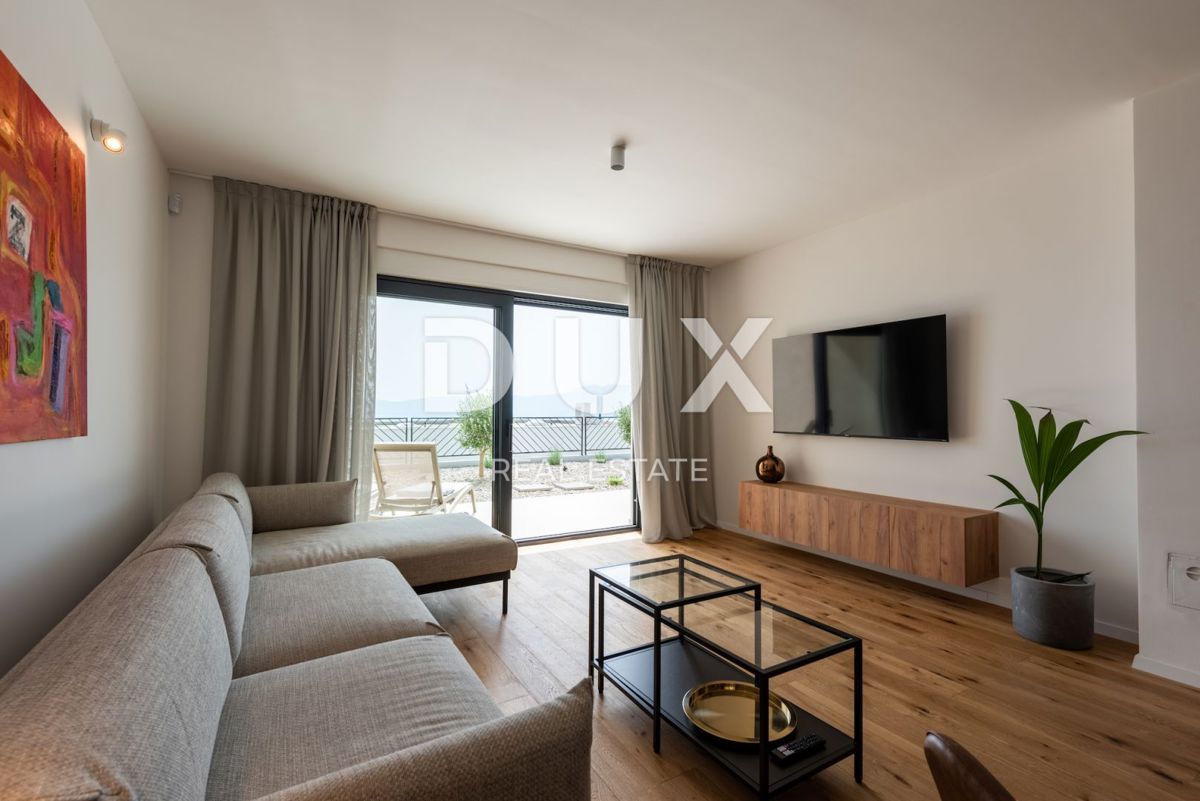 KOSTRENA - Esclusiva villa bifamiliare in un nuovo edificio!