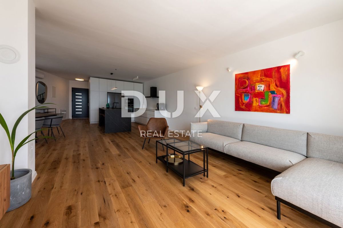 KOSTRENA - Esclusiva villa bifamiliare in un nuovo edificio!