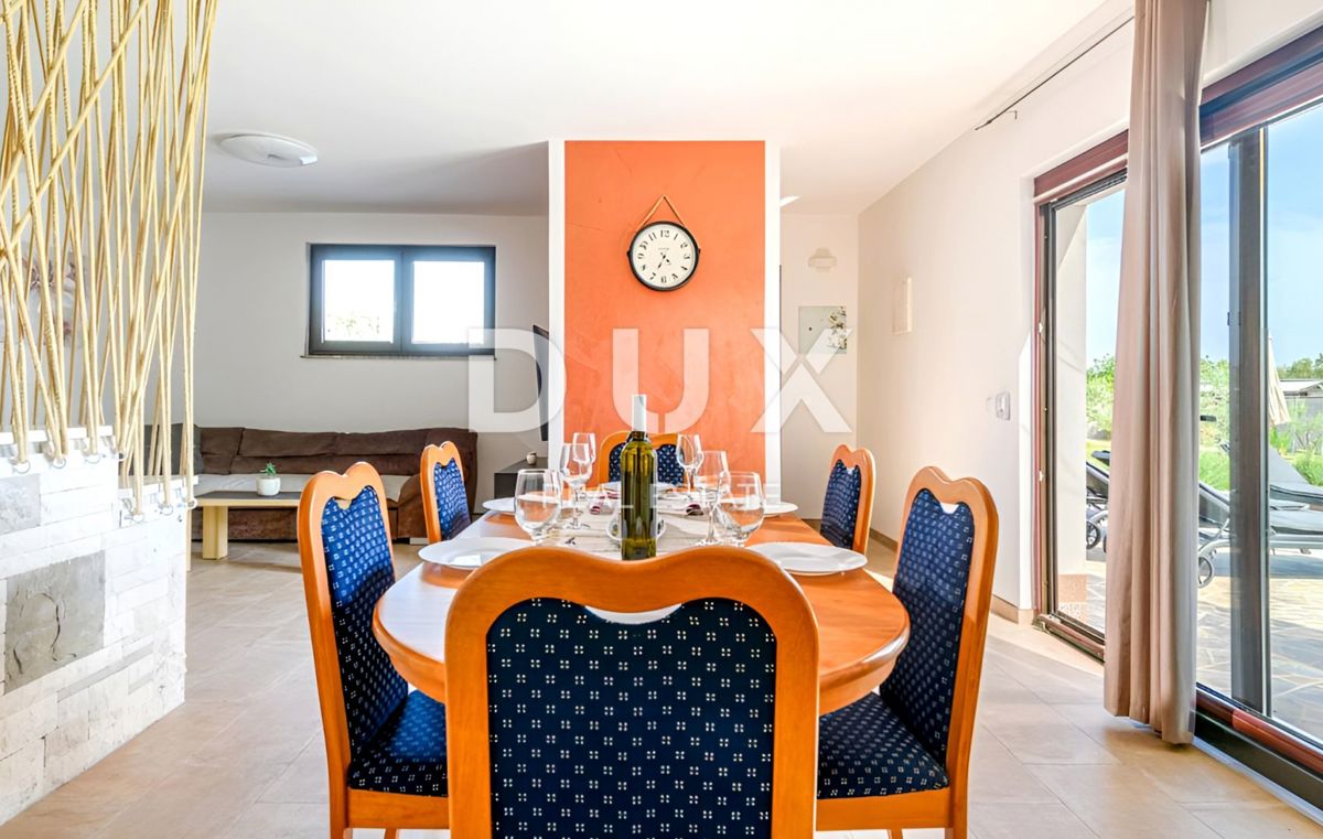 ISTRIA, POLA - Casa con piscina e ampio giardino