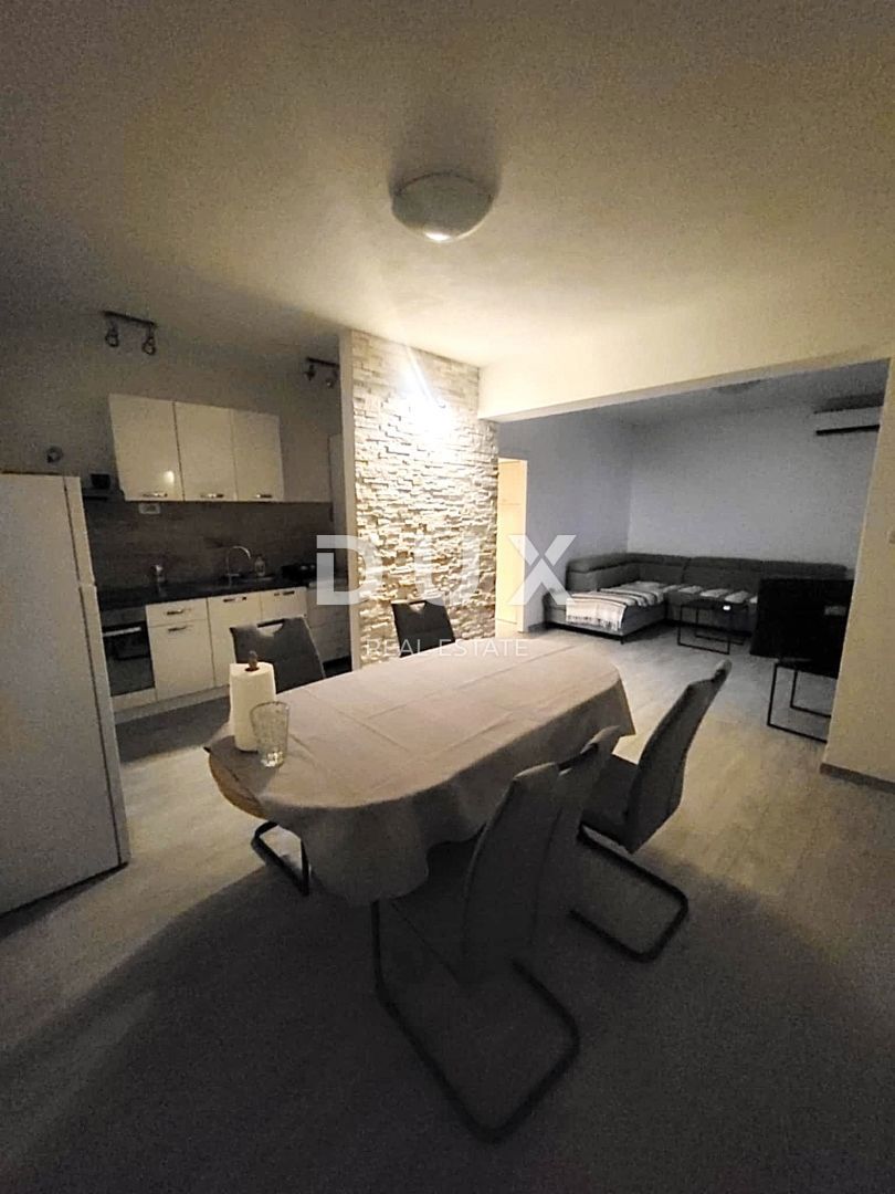 ZADAR, KOŽINO - Appartamento al piano terra - a 40 metri dal mare!