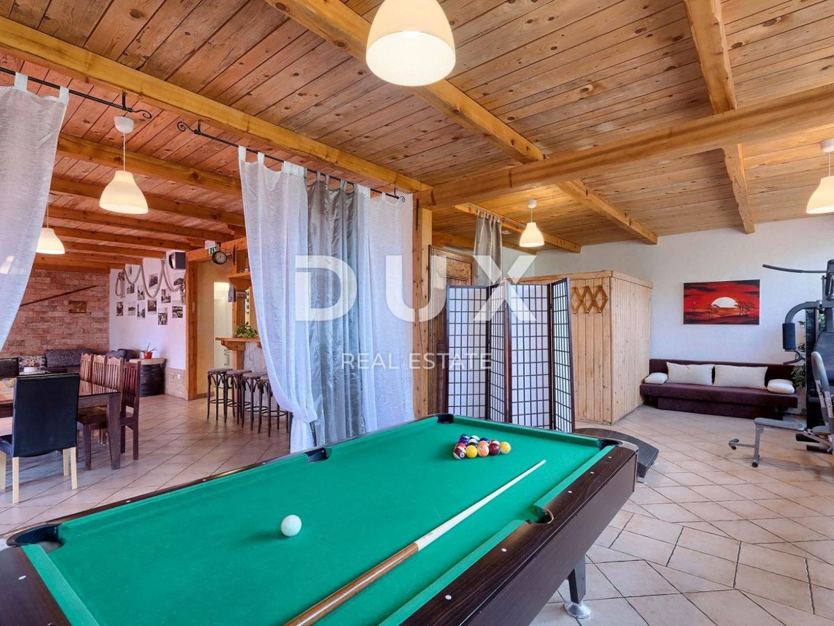 ISTRIA, BUIE - Spaziosa casa con piscina
