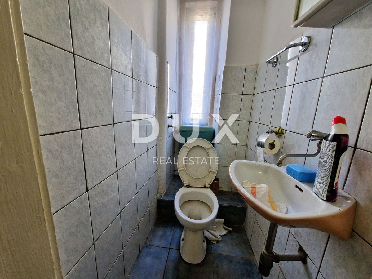 RIJEKA, BELVEDER - 3 camere da letto + soggiorno con balcone al 1° piano, superficie 100 m2