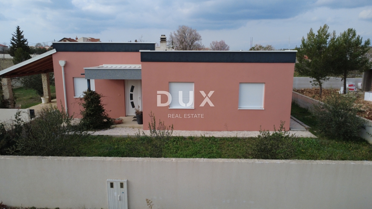 ZADAR, MURVICA - Casa moderna con ampio cortile - Nuova costruzione!