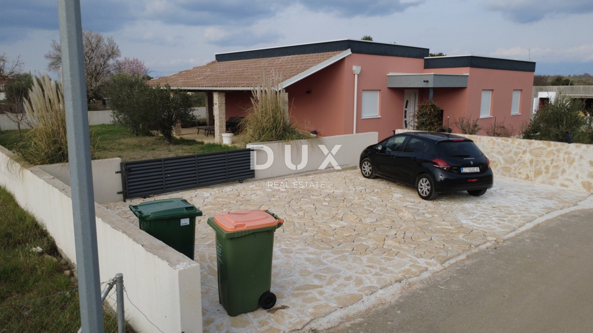 ZADAR, MURVICA - Casa moderna con ampio cortile - Nuova costruzione!