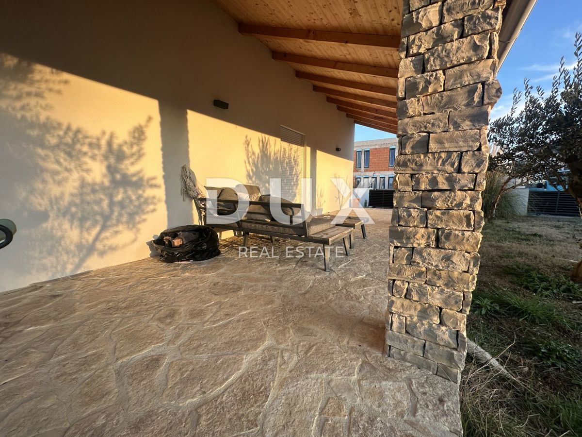 ZADAR, MURVICA - Casa moderna con ampio cortile - Nuova costruzione!