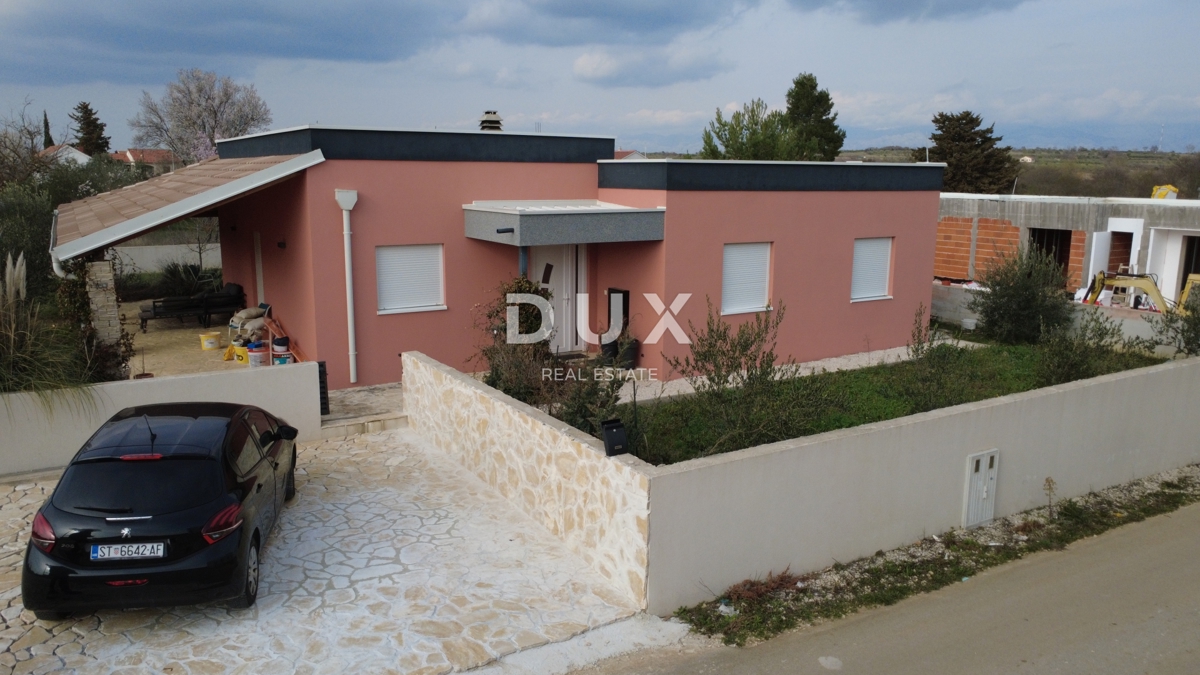 ZADAR, MURVICA - Casa moderna con ampio cortile - Nuova costruzione!