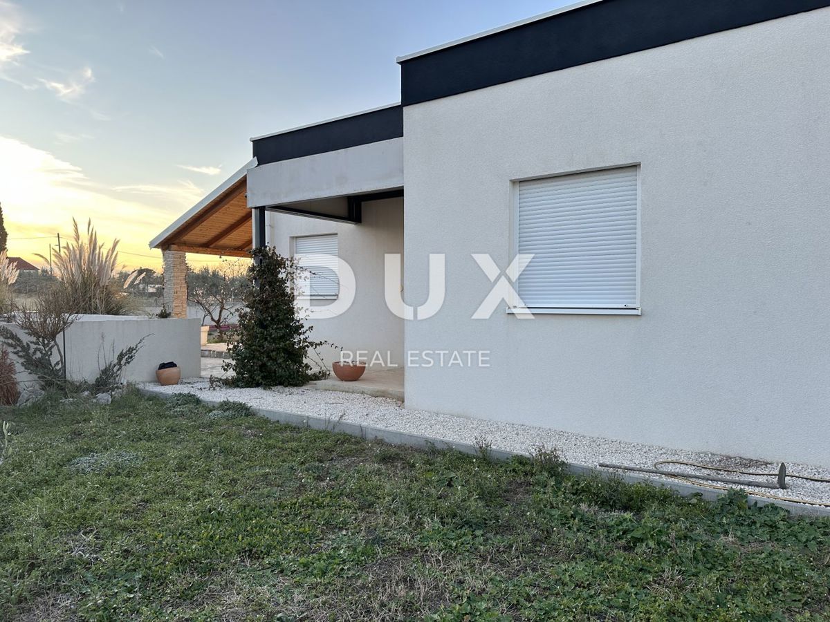 ZADAR, MURVICA - Casa moderna con ampio cortile - Nuova costruzione!