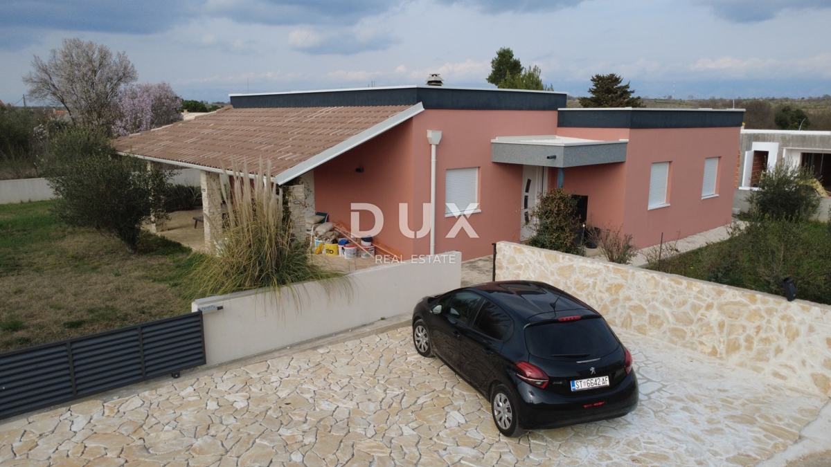 ZADAR, MURVICA - Casa moderna con ampio cortile - Nuova costruzione!