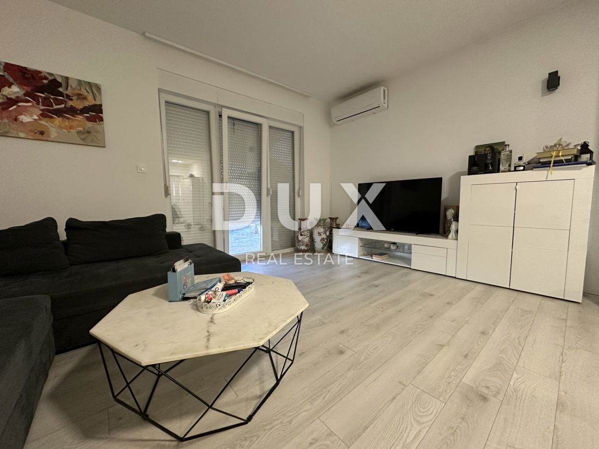 ZADAR, MURVICA - Casa moderna con ampio cortile - Nuova costruzione!