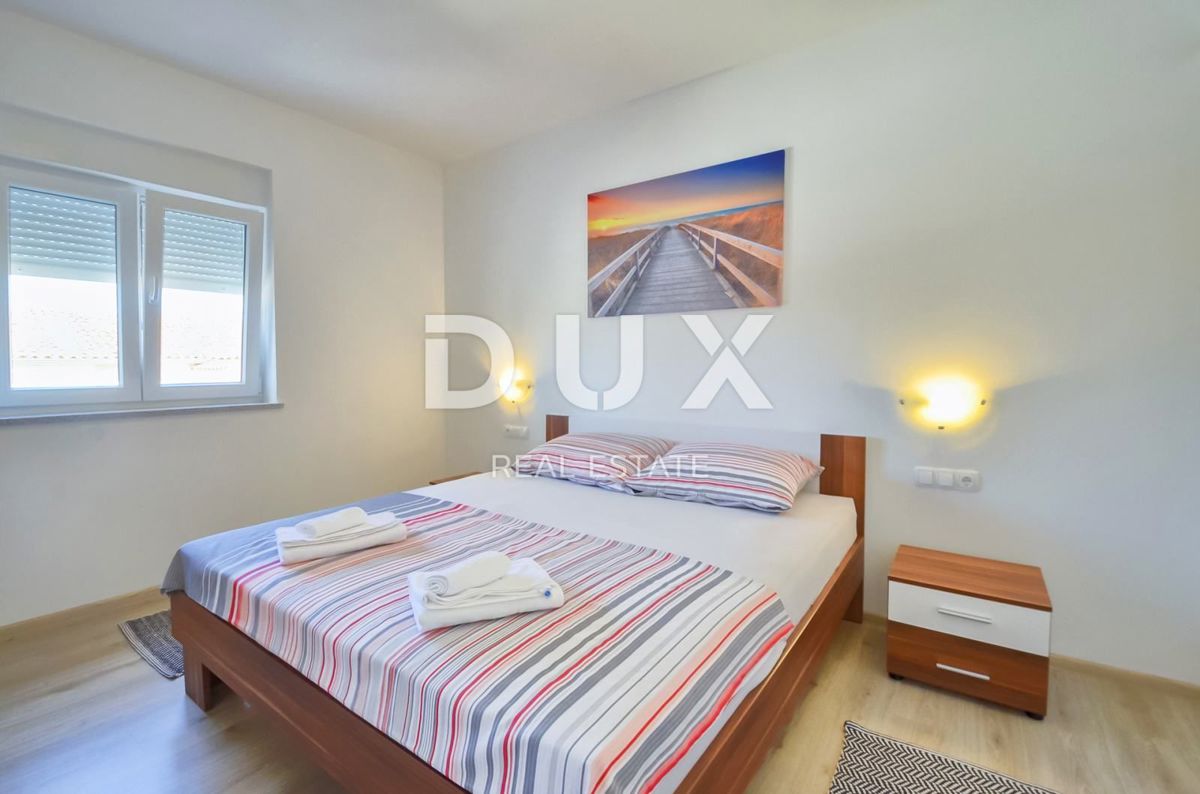 ISTRIA, LIŽNJAN - Appartamento duplex familiare con 4 camere da letto e soggiorno con giardino annesso e edificio aggiuntivo