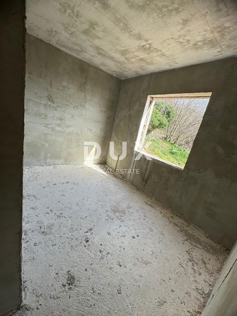 RIJEKA, KOSTRENA - Casa indipendente 4 camere da letto + soggiorno - piscina, giardino e vista!