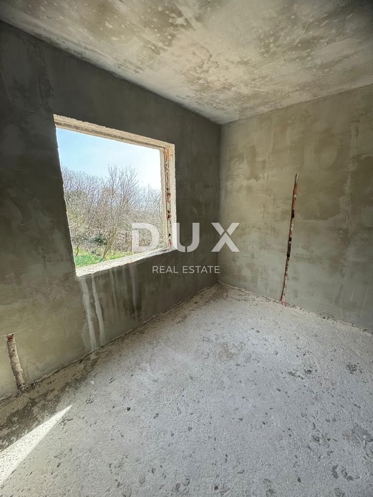 RIJEKA, KOSTRENA - Casa indipendente 4 camere da letto + soggiorno - piscina, giardino e vista!