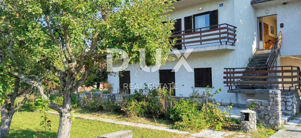 GROBNIK, JELENJE - Casa indipendente in posizione tranquilla