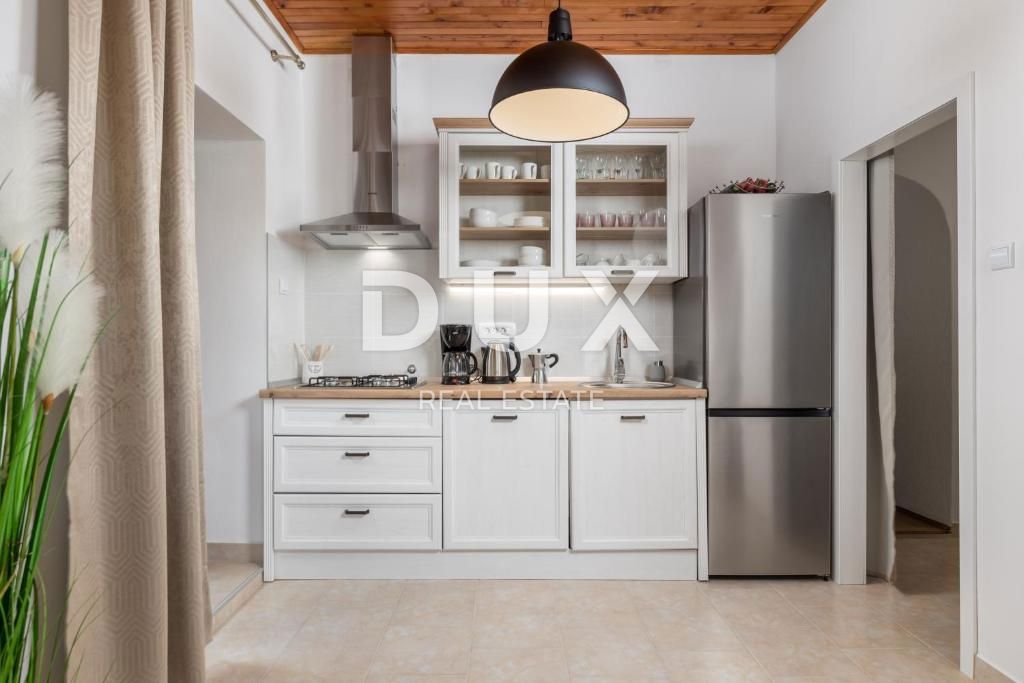 MATULJI, CENTRO - Casa indipendente vicino al centro