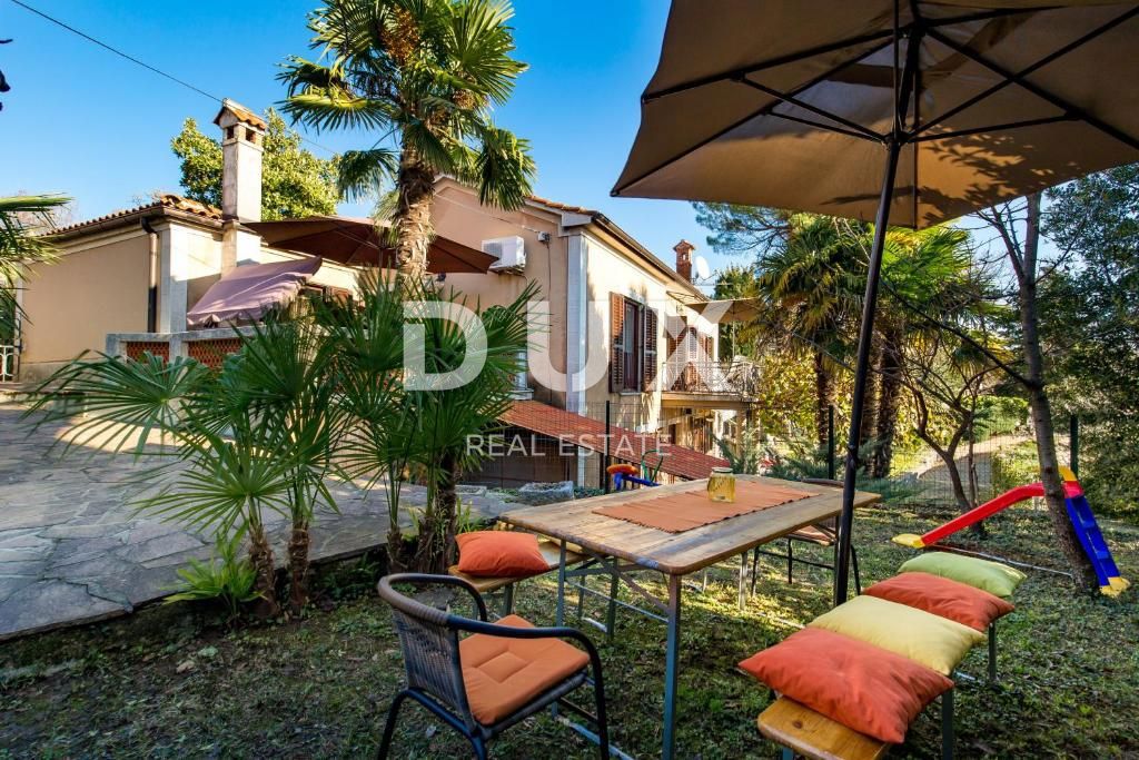 MATULJI, CENTRO - Casa indipendente vicino al centro