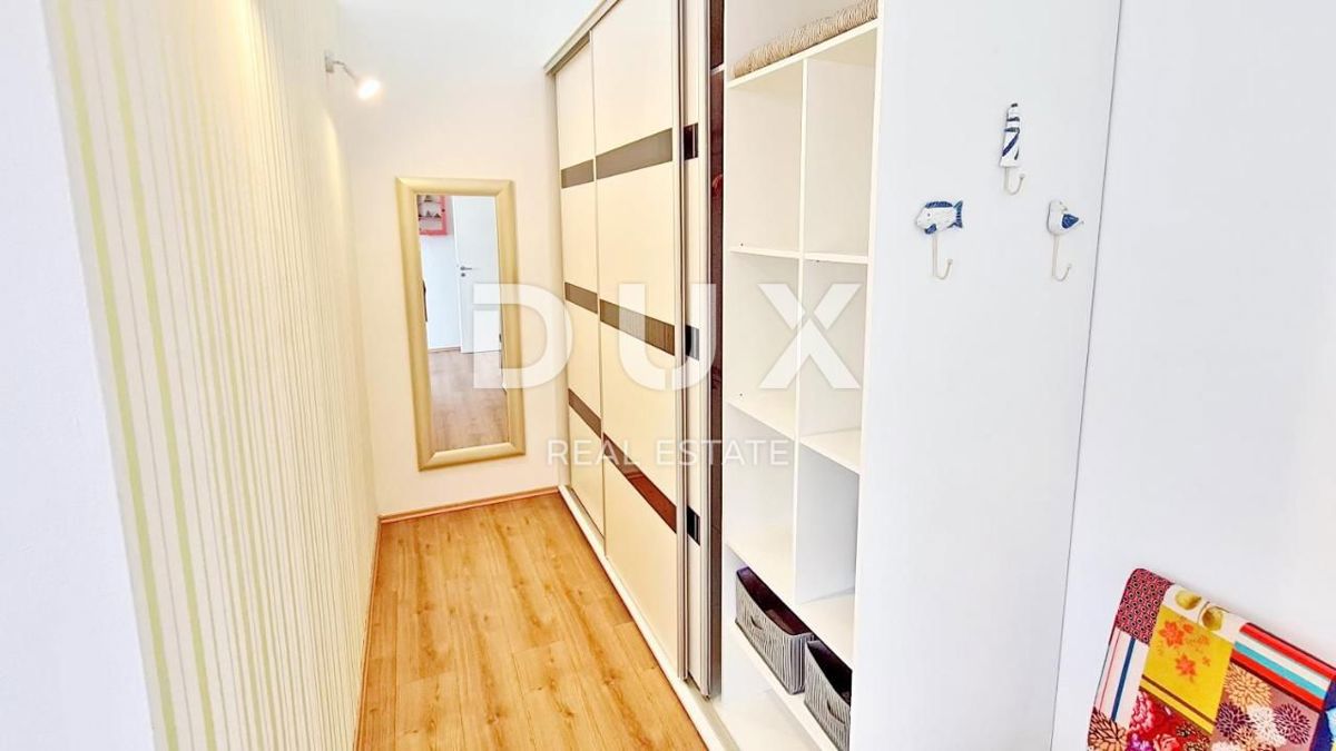 ISTRIA, POLA - Vicino al centro, lontano dai costi: villa a risparmio energetico!