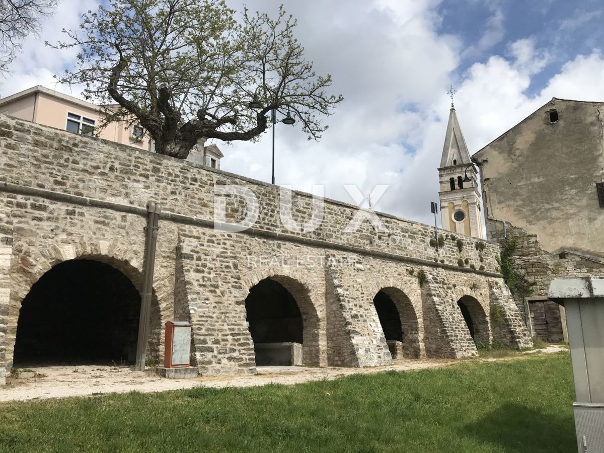 ISTRIA, BUIE - Casa in posizione unica con vista panoramica
