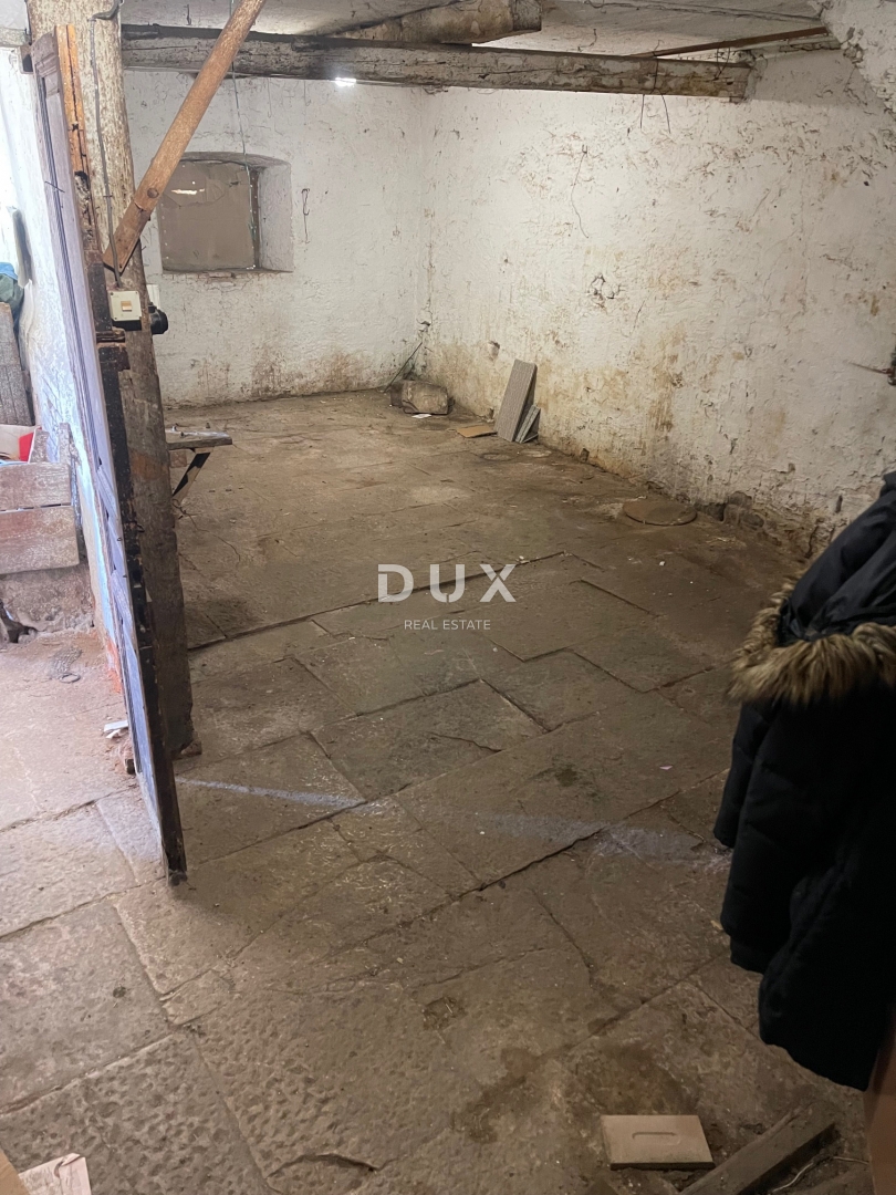 ISTRIA, BUIE - Casa in posizione unica con vista panoramica