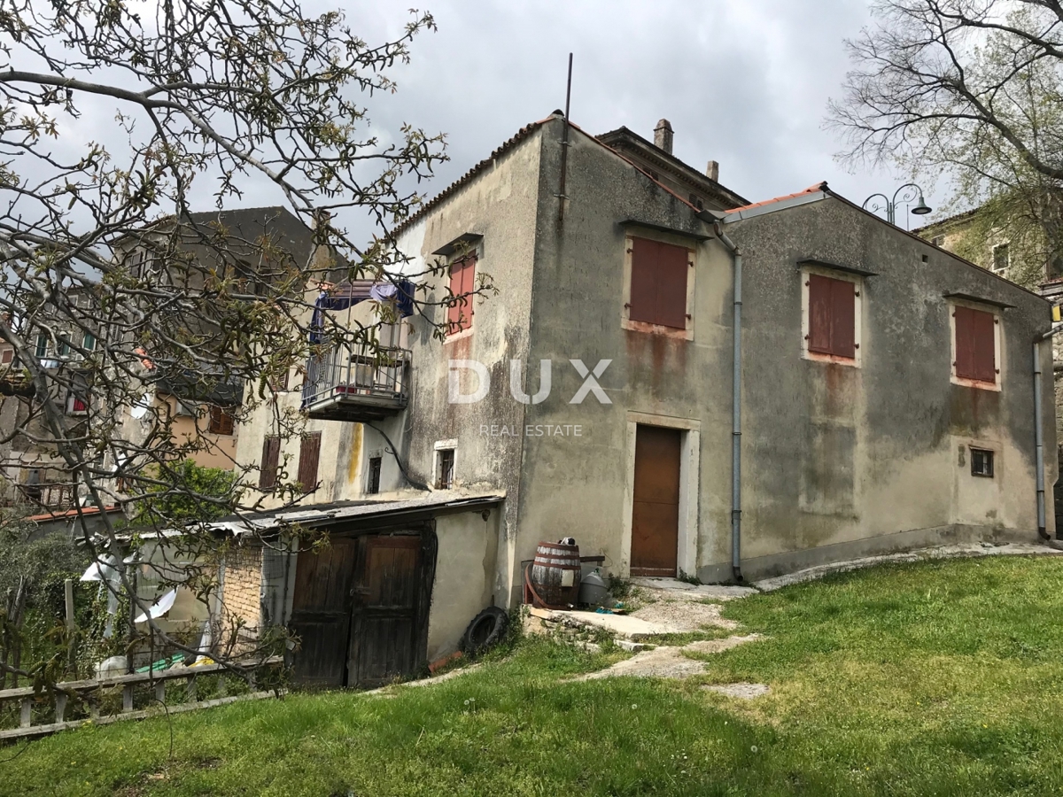 ISTRIA, BUIE - Casa in posizione unica con vista panoramica
