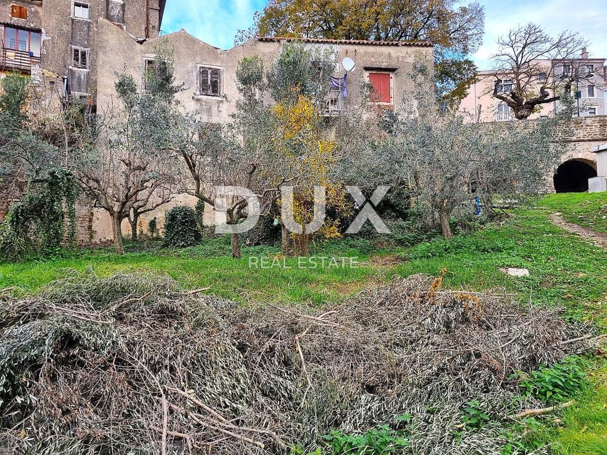 ISTRIA, BUIE - Casa in posizione unica con vista panoramica