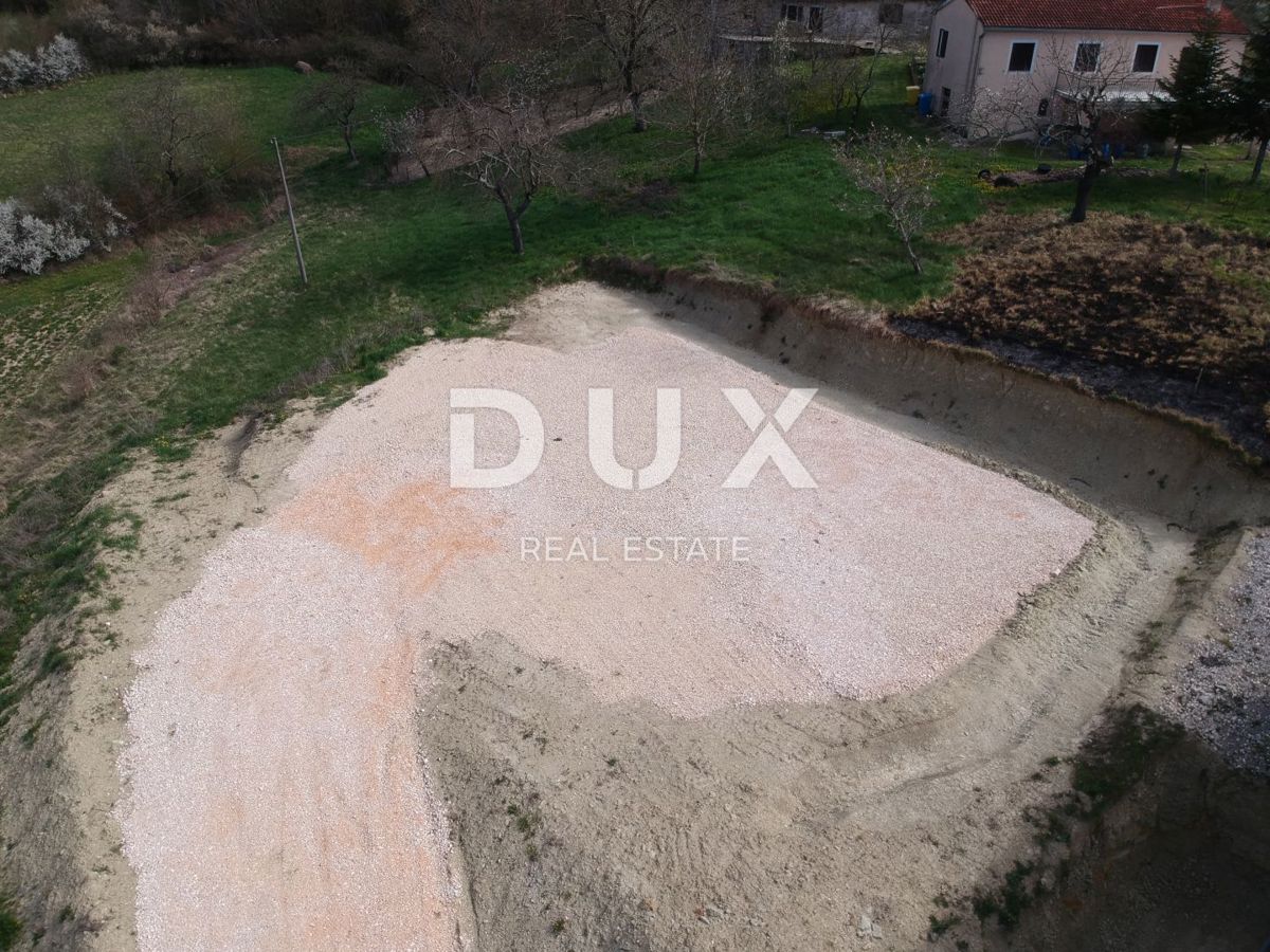 ISTRIA, PAZIN (dintorni) - Terreno + permesso