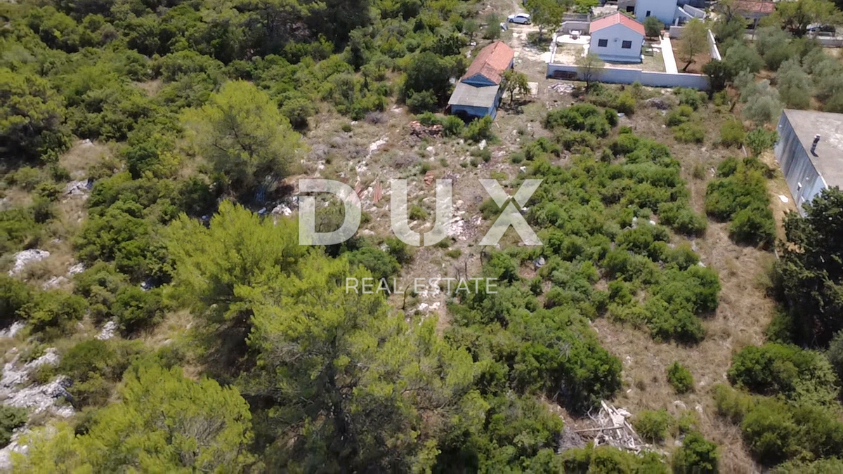 ZARA, CRNO - Terreno edificabile 1040m²
