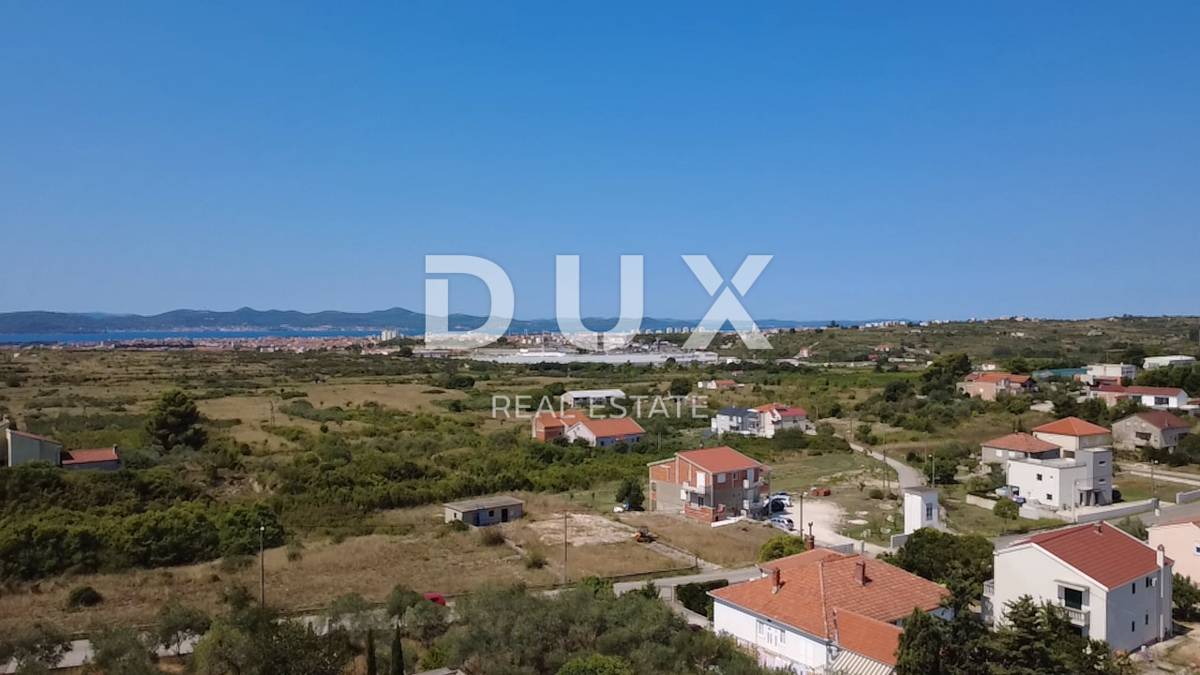 ZARA, CRNO - Terreno edificabile 1040m²