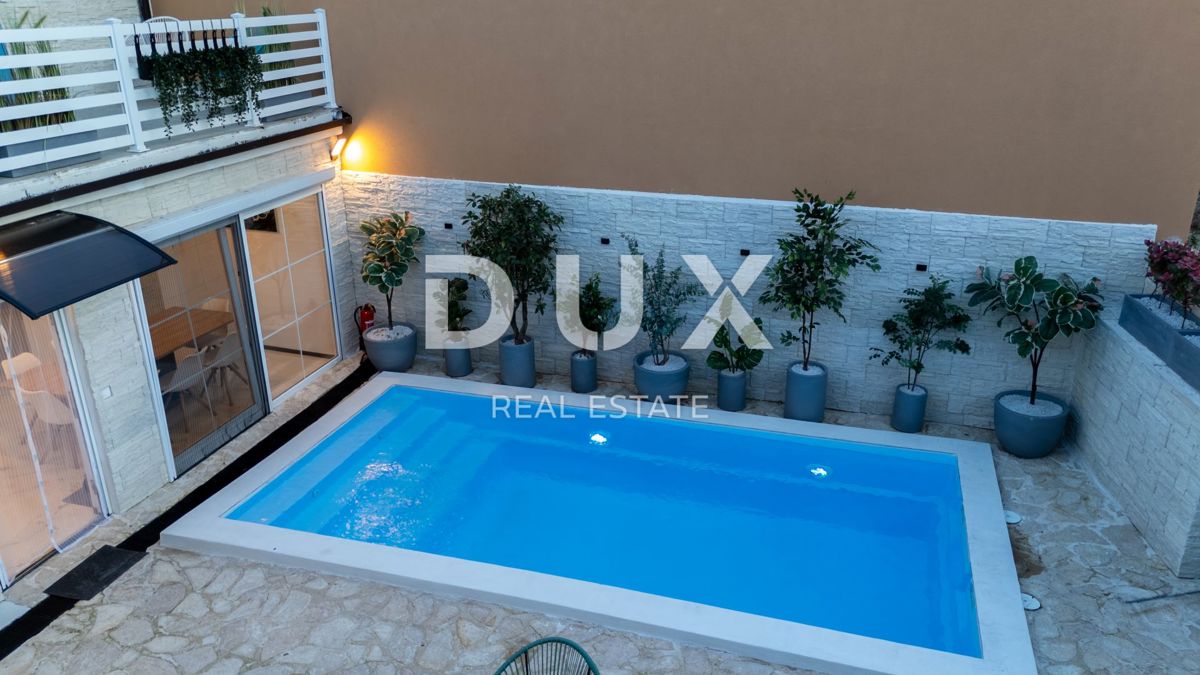 ISTRIA, PARENZO - Casa in pietra recentemente ristrutturata con piscina