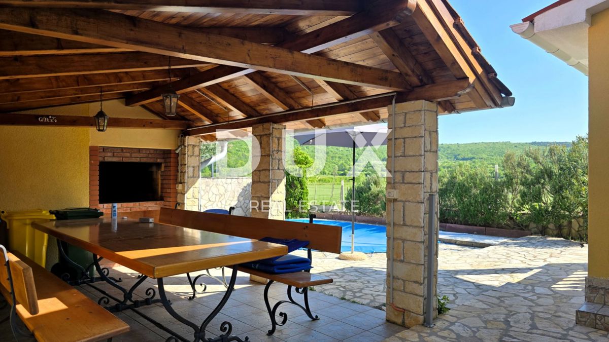ISTRIA, LABIN - Casa con piscina