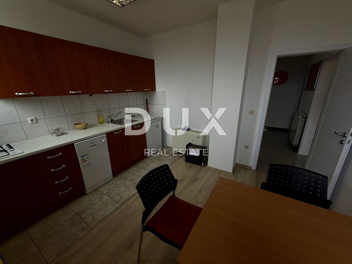 ZAGABRIA, VOLTINO - edificio commerciale 266 m² GFA, 4 piani, 4 posti auto!