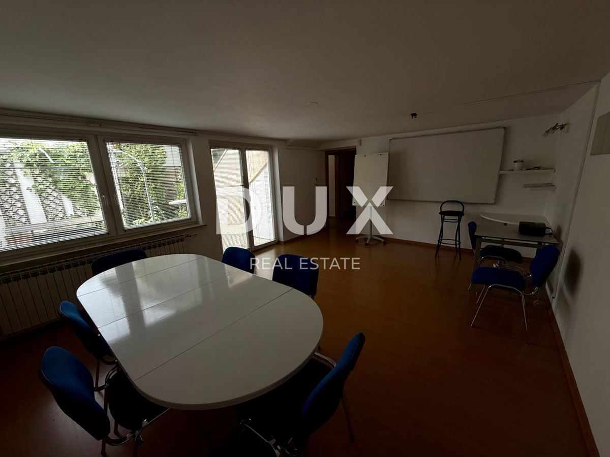 ZAGABRIA, VOLTINO - edificio commerciale 266 m² GFA, 4 piani, 4 posti auto!