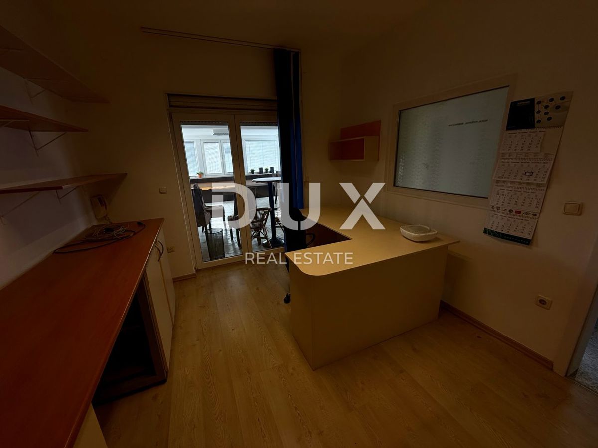 ZAGABRIA, VOLTINO - edificio commerciale 266 m² GFA, 4 piani, 4 posti auto!