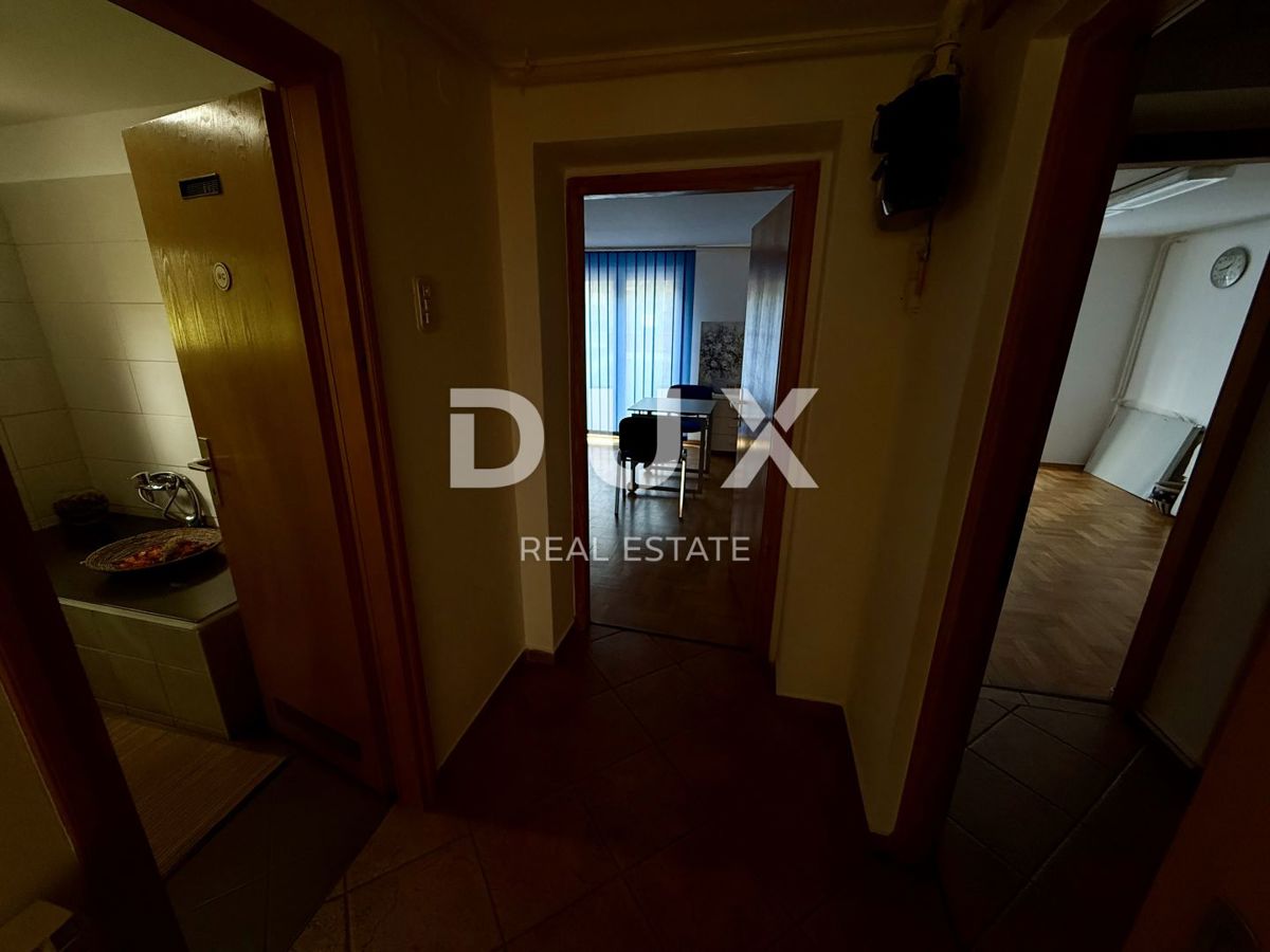 ZAGABRIA, VOLTINO - edificio commerciale 266 m² GFA, 4 piani, 4 posti auto!