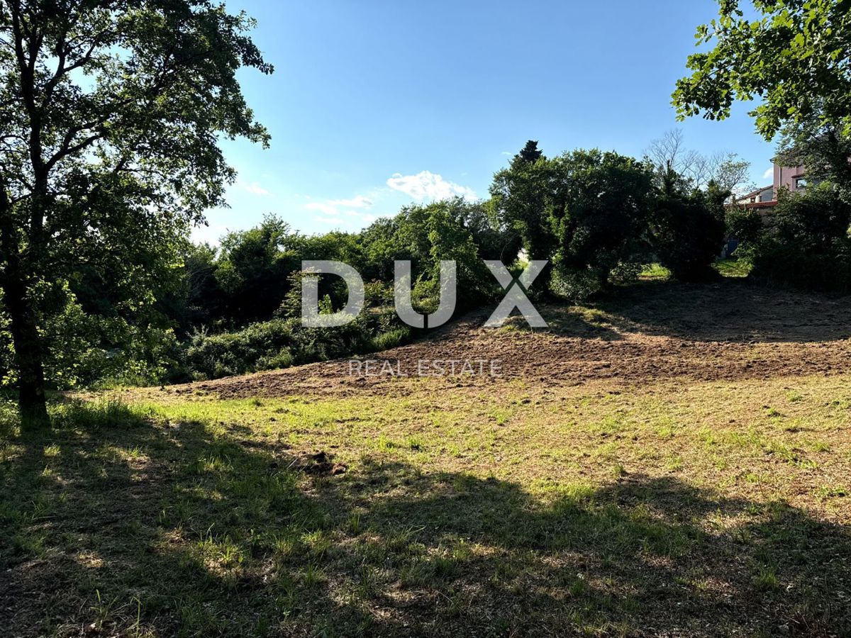 ISTRIA, BARBAN (DINORDI) - Terreno edificabile in zona appartata, a soli 2 km dal mare!
