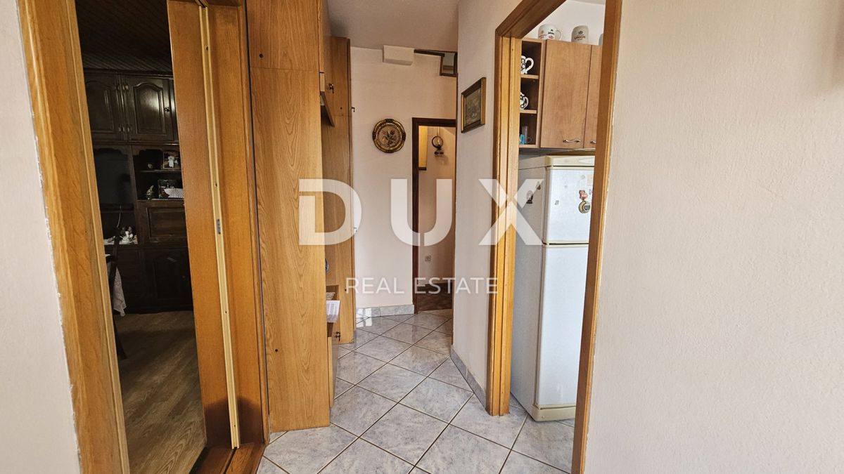 ČAVLE - casa con garage e giardino in un ambiente molto tranquillo