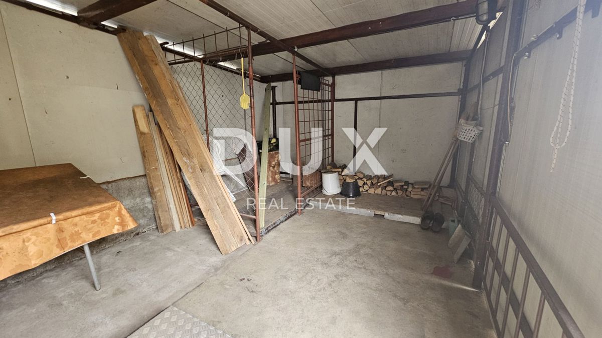 ČAVLE - casa con garage e giardino in un ambiente molto tranquillo