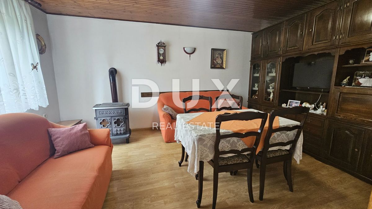 ČAVLE - casa con garage e giardino in un ambiente molto tranquillo