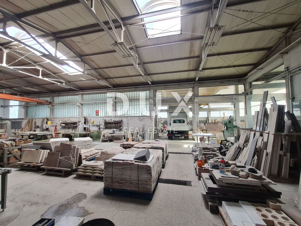 ZAGABRIA, SVETA NEDELA - VENDITA / AFFITTO - Spazio commerciale con tre sale!