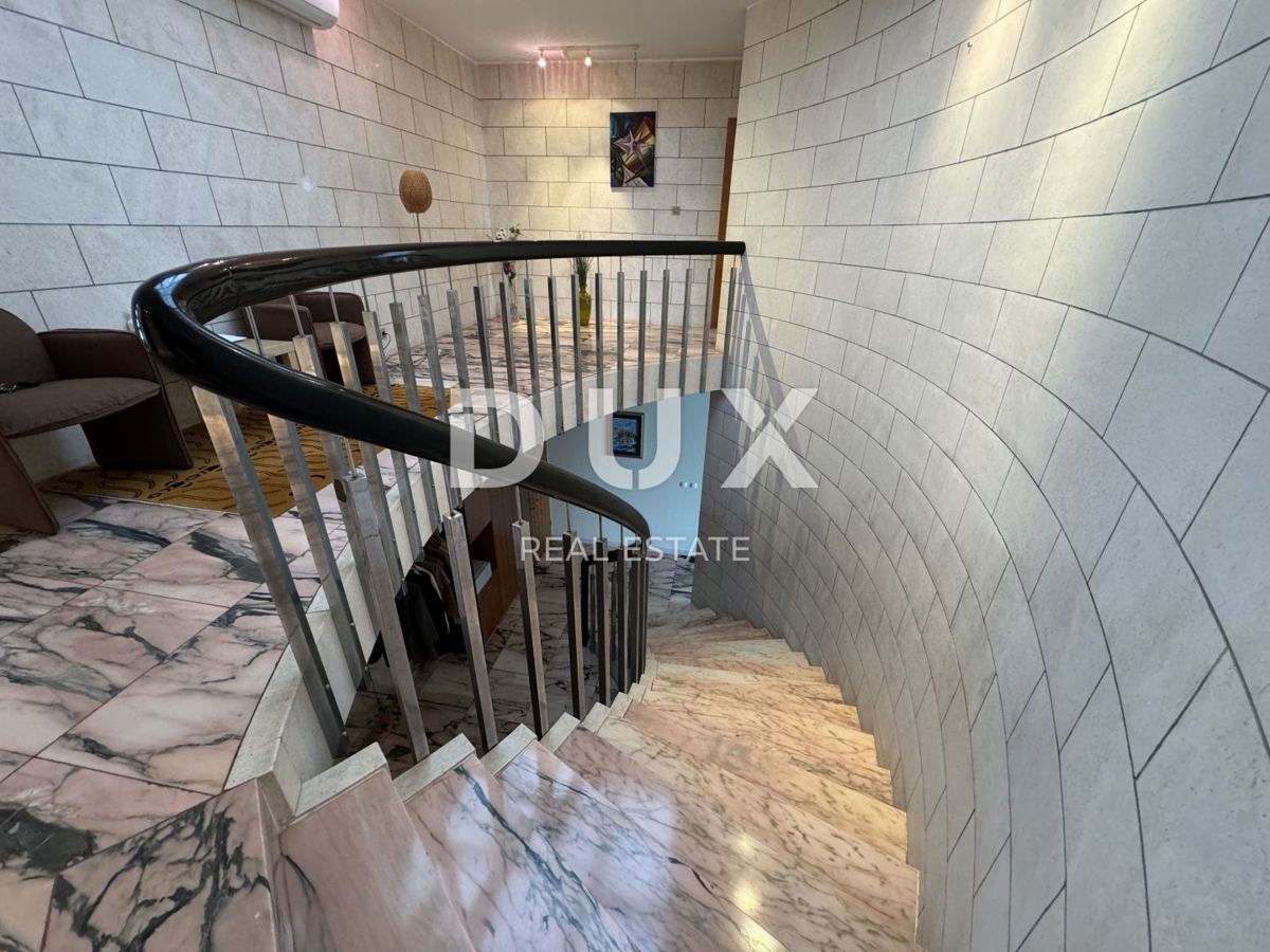 OPATIJA, IČIĆI - villa unica con vista panoramica 