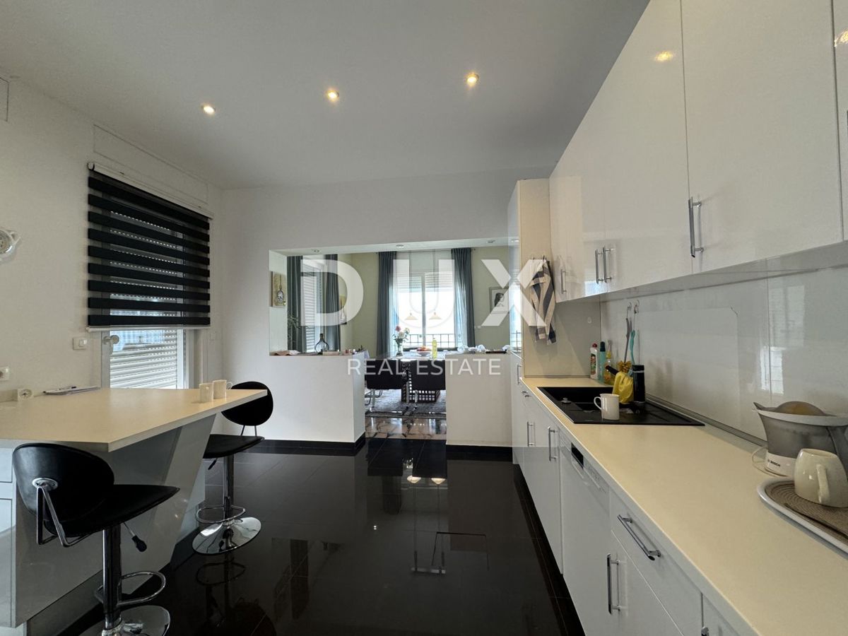 OPATIJA, IČIĆI - villa unica con vista panoramica 