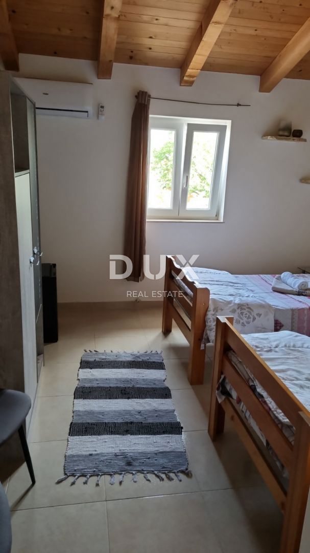 ISTRIA, VERTENIGLA - Casa con sede commerciale già avviata