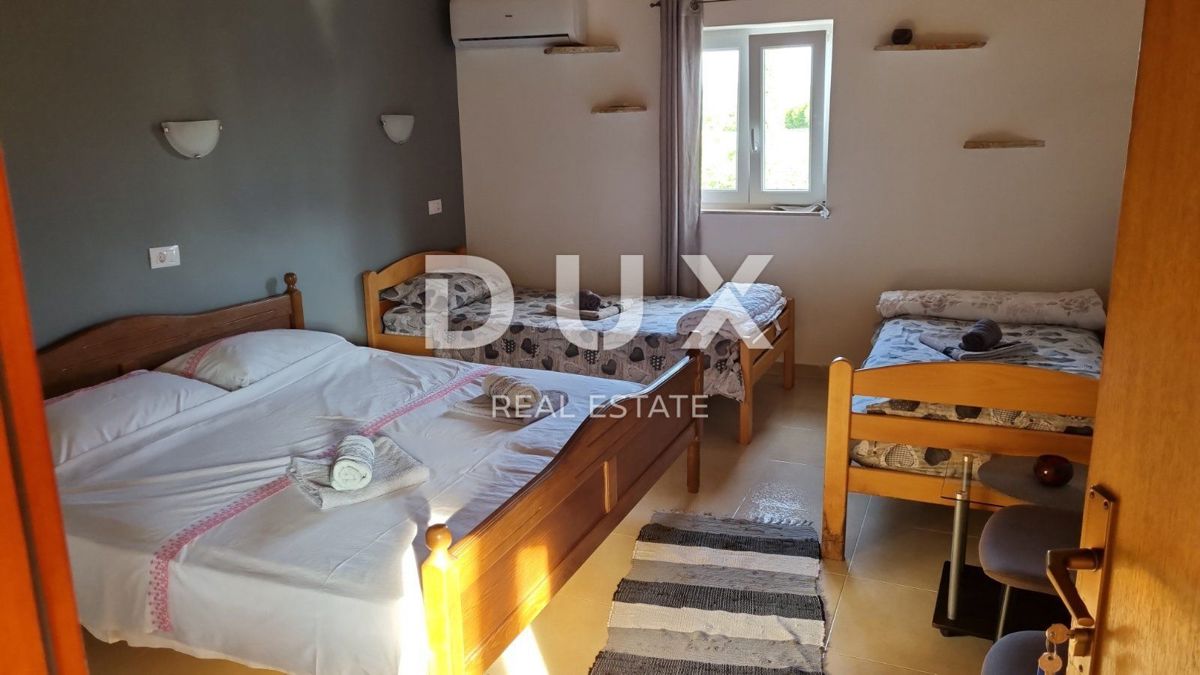 ISTRIA, VERTENIGLA - Casa con sede commerciale già avviata