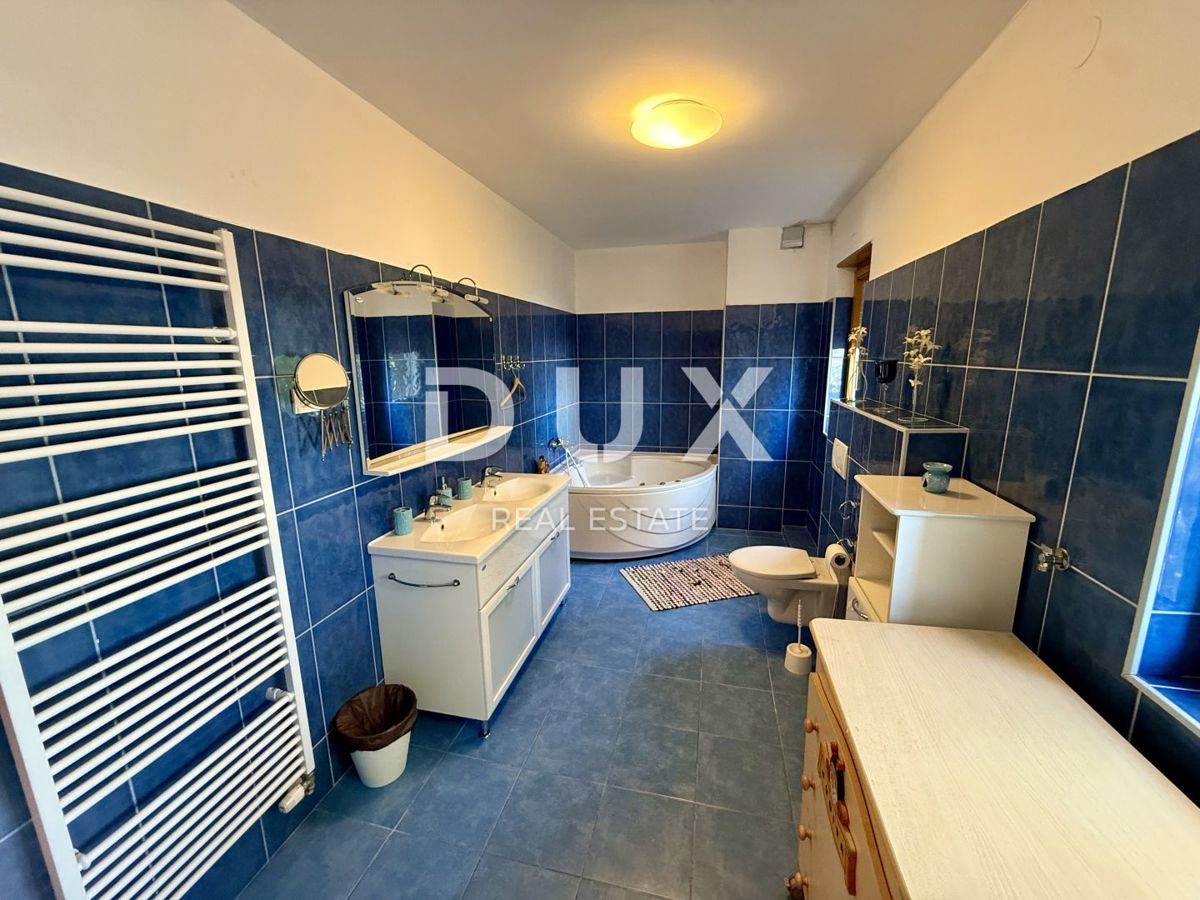 ZAGABRIA, TRSJE - Lussuosa casa familiare con piscina e vista panoramica