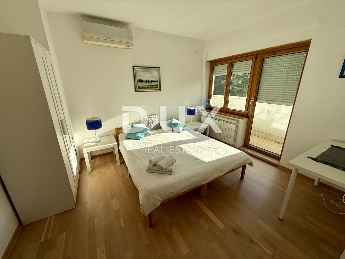 ZAGABRIA, TRSJE - Lussuosa casa familiare con piscina e vista panoramica