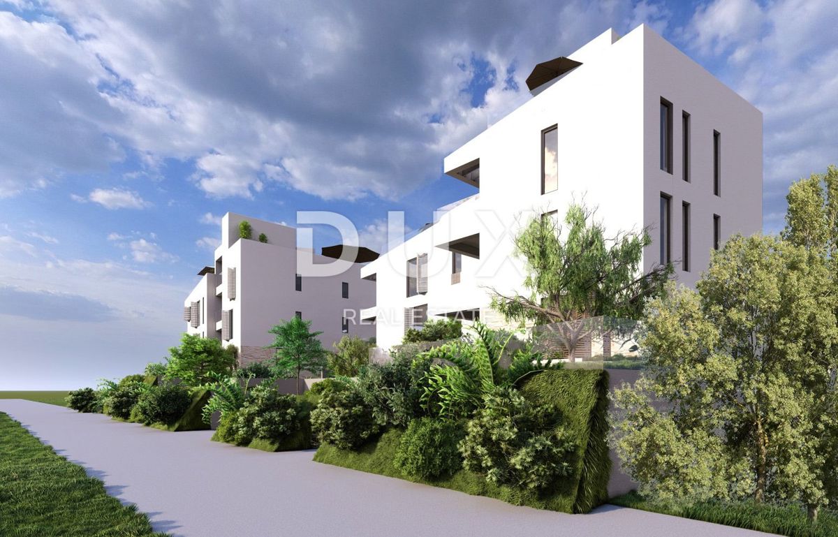 PETRČANE - Lussuoso appartamento con due camere da letto e giardino!