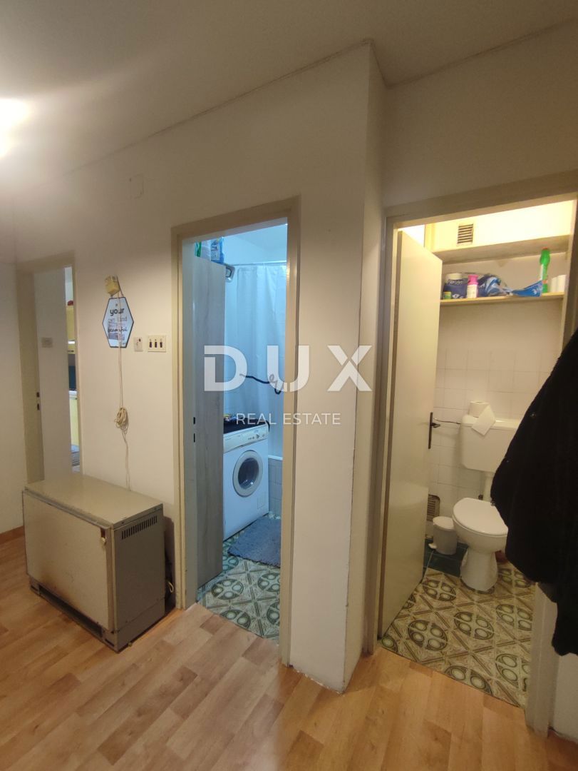 POLA, VIDIKOVAC - 2 camere da letto + bagno. Appartamento al primo piano, pronto per essere abitato e ristrutturato, con ottima disposizione e potenziale.