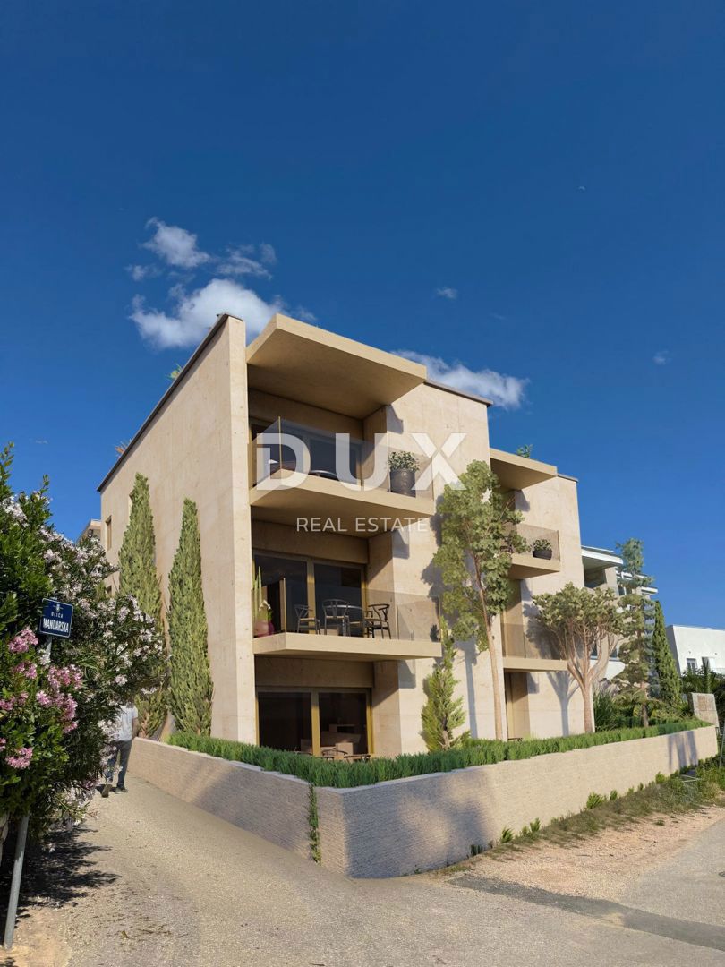 ISOLA DI PAG, MANDRE - appartamento esclusivo in un nuovo edificio con terrazza e giardino, proprio accanto alla costa e con vista panoramica sul mare