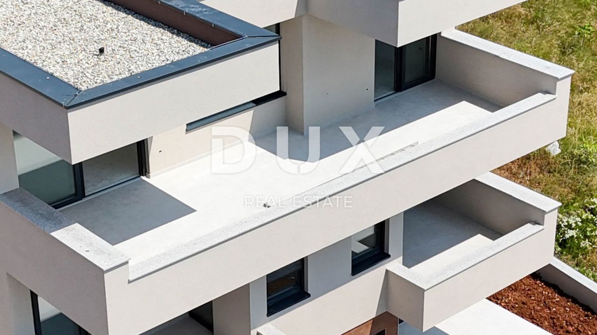 NOVALJA, JAKISNICA - Lussuoso attico di 117 m2 con vista su tutta la baia
