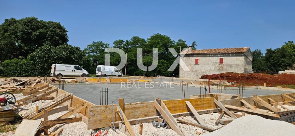 ISTRIA, KAŠTELIR - Casa bifamiliare in costruzione