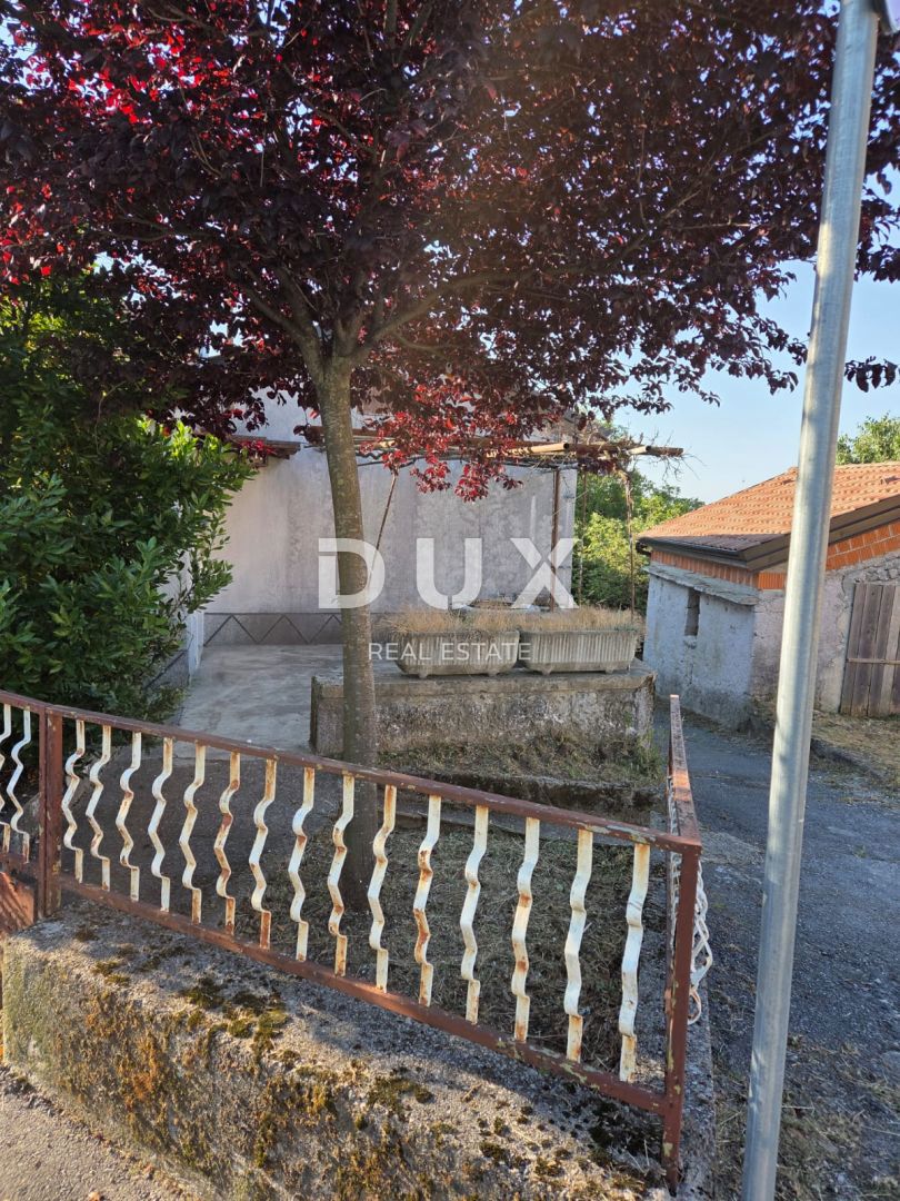 RIJEKA, VIŠKOVO - casa e annesso + cortile con vista mare! OPPORTUNITÀ!